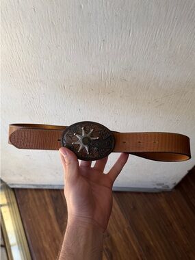 Women’s genuine leather lizard skin belt size 32 with spinning spur